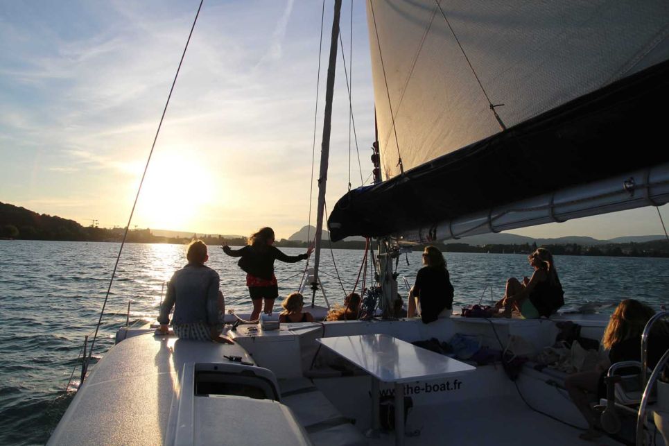 Evjf The Boat Annecy Croisiere Voile